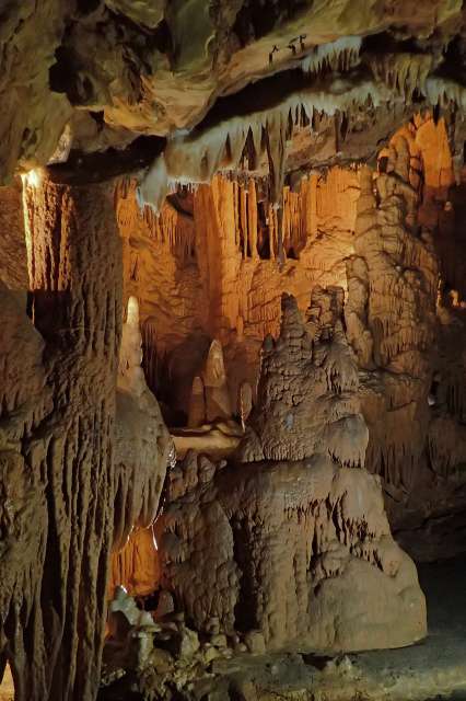 Grand Caverns